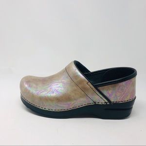 Dansko Tan Leather Clogs Mules Size 38 Us 8